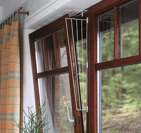 KRATKA ZABEZPIECZAJĄCA DO OKNA BIAŁA SKOŚNA