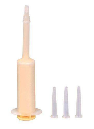 STRZYKAWKA DO PODAWANIA POKARMU